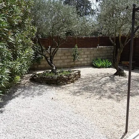 30mn Mer, Classe, Calme, Totale Intimite, Piscine, Hammam & Jacuzzi 8 Pers * Beaulieu (Herault)